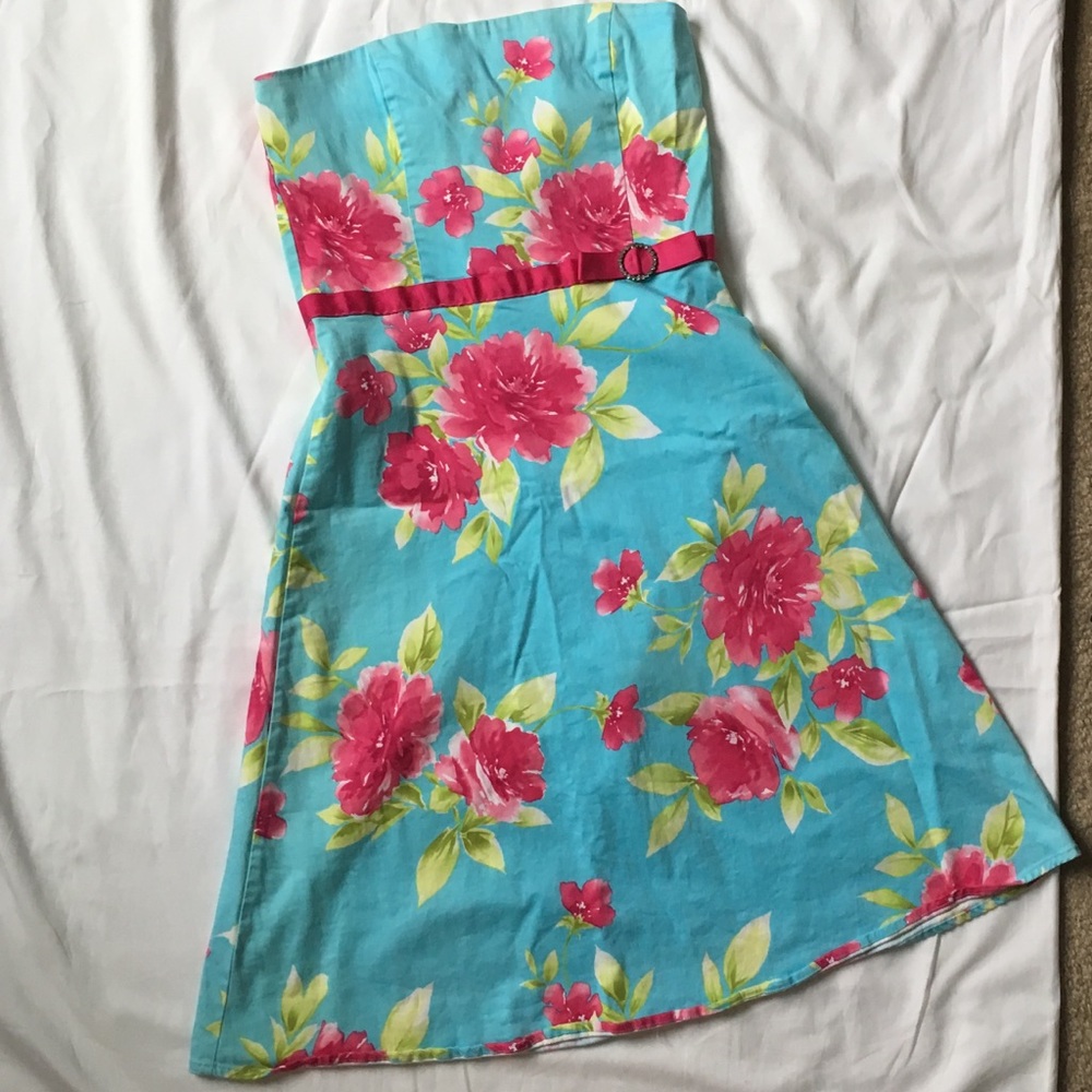 strapless floral mini dress with pink bow